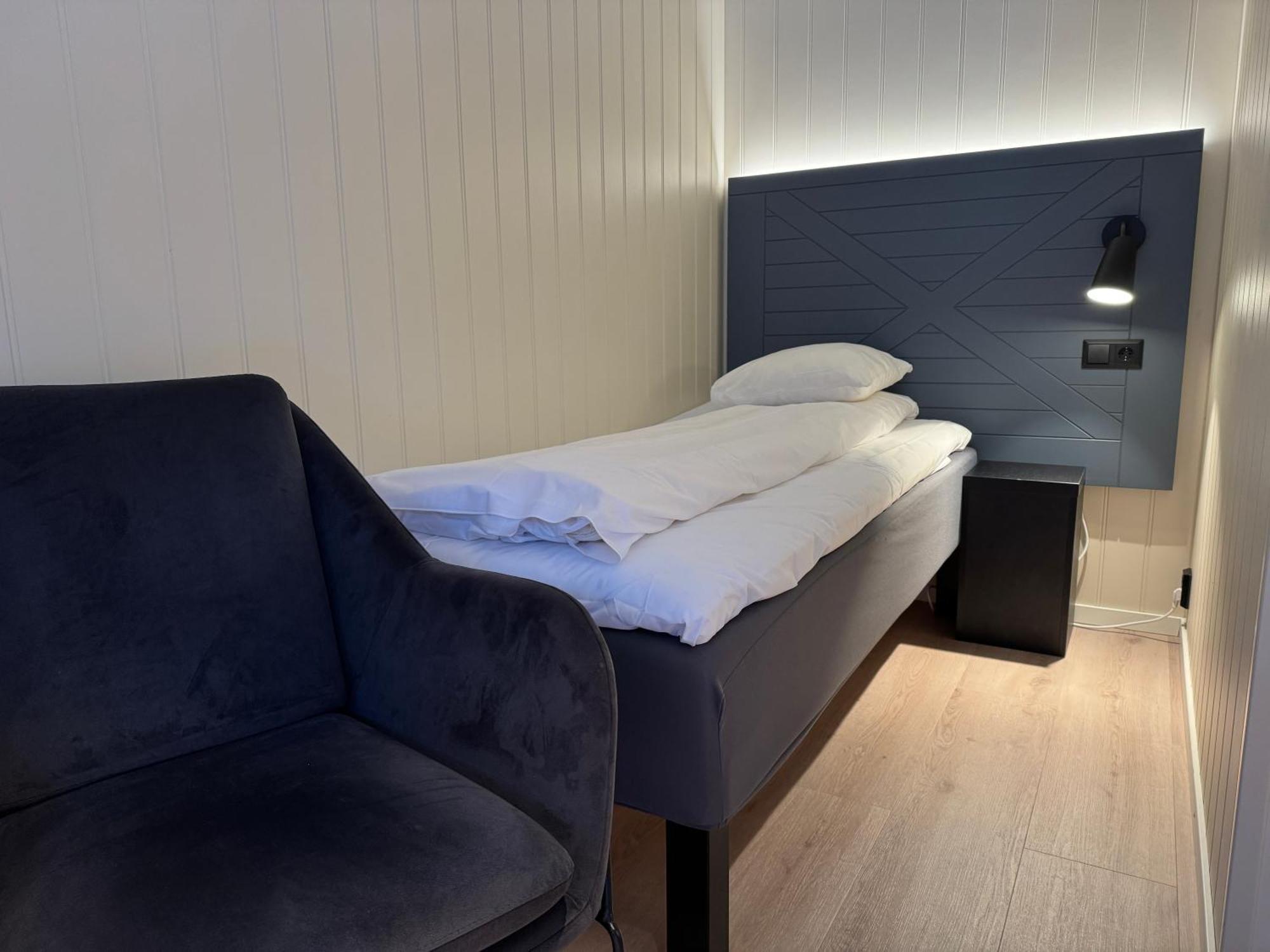 Gronnbuene Rorbu Hotel Andenes Ngoại thất bức ảnh